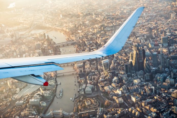 Planning a Trip to London? Here's Your Ultimate Guide to Choosing Airports and Transport Options