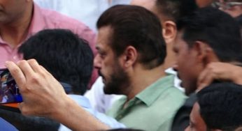 Salman Khan Pays Respect To Late Baba Siddique At His Residence