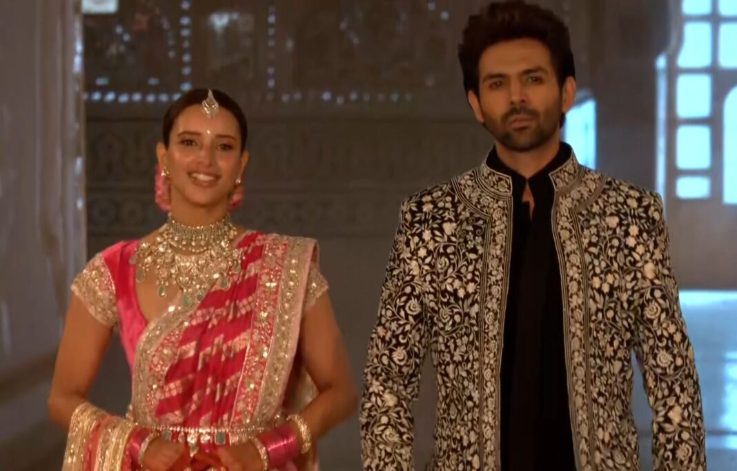 Tripti Dimri, Sonali Bendre, Kartik Aaryan Stuns Everyone With Their Ethnic Look, Walk The Ramp For Manish Malhotra's Show