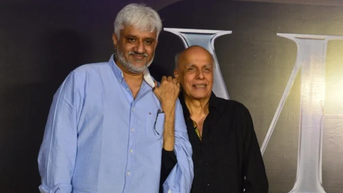 'Tu Meri Puri Kahani' : Vikram Bhatt Shares BTS Moments From The Sets