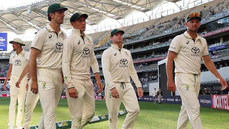 Australia To Play With Same Squad For Adelaide Test Against India