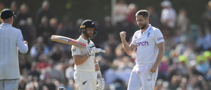 ENG VS NZ : Woakes, Carse Make England Inch Closer To Win Against New Zealand