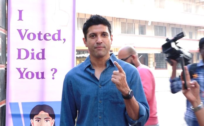 Akhtar Siblings Farhan And Zoya Cast Their Valuable Vote, Shows Off Inked Finger