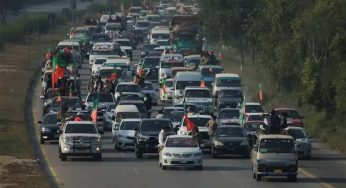 PTI Convoy Faces Tear Gas and Arrests En Route to Islamabad Amid Escalating Tensions