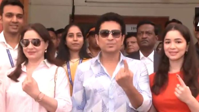 Sachin Tendulkar And Family Cast Vote In Maharashtra Assembly Elections