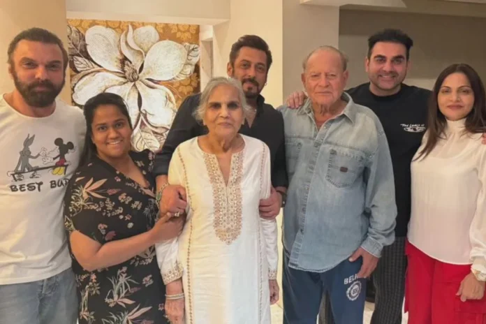 Sohail Khan Drops Family Moment, Poses With Salman Khan And Family