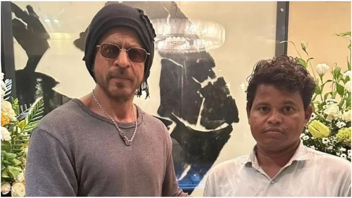 SRK’s Heartwarming Gesture: Meets Jharkhand Fan Who Waited Outside Mannat for 95 Days