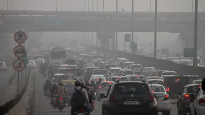 Delhi Intensifies Anti-Pollution Measures Under GRAP Stage IV Amid Worsening Air Quality