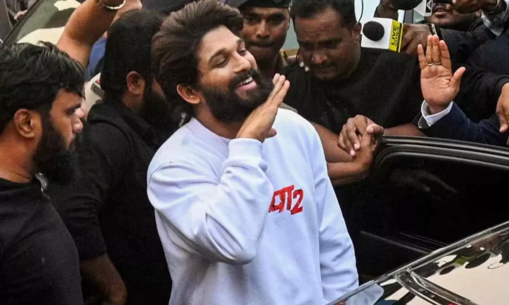 Allu Arjun Thanks His Supporters After Bail In Sandhya Theatre Case