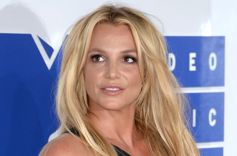 Here’s Why Britney Spears Moved To Mexico, See Video