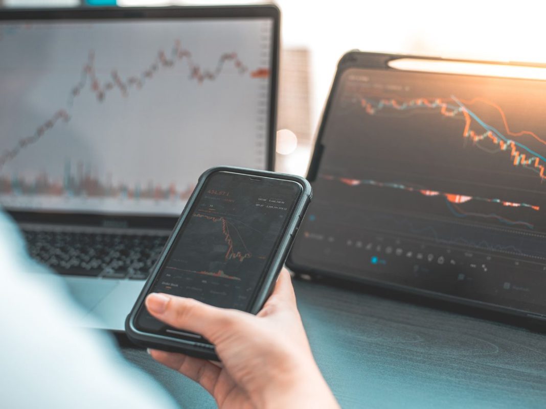 India's Forex Reserves Dip by 2.63%, Not the Steepest Decline in Two Decades: Government Clarifies