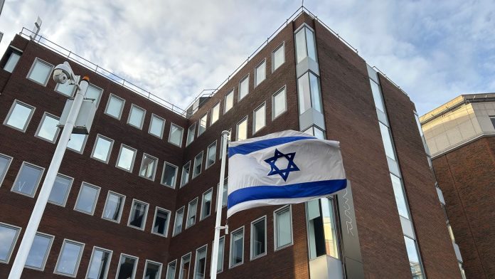 Israel Shuts Down Embassy in Ireland Over Palestine Recognition, Genocide Allegations