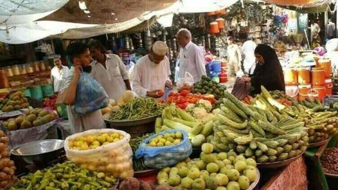 Karachi Residents Struggle Amid Soaring Inflation and Skyrocketing Prices