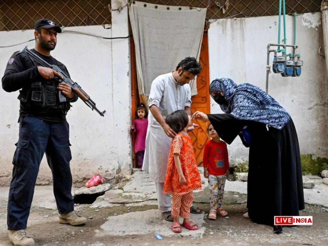 Violence Erupts During Polio Vaccination Drive in Karachi, Six Arrested