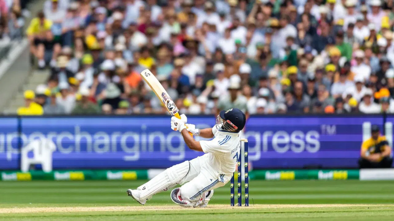 Ravi Shastri Pinpoints Rishabh Pant's Dismissal as Turning Point in Australia's Boxing Day Test Victory