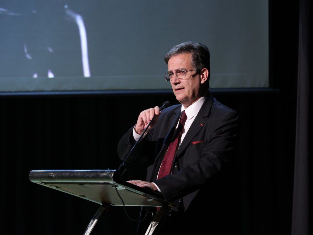 French Ambassador Urges Indian Students to Study in France During Visit to IIM Lucknow