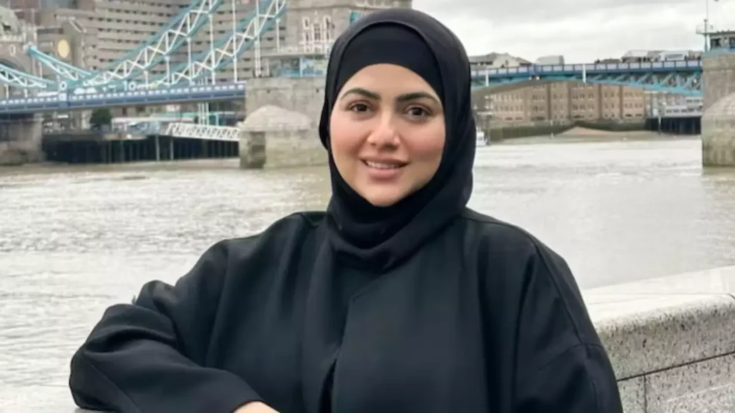 Sana Khan Faces Backlash for Calling Postpartum Depression a 'Mindset Issue': Netizens Call Her Stupid