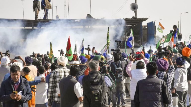 Farmers to Resume ‘Delhi Chalo’ March Amid Heavy Barricades at Shambhu Border