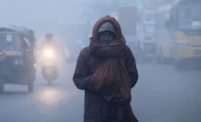 Delhi Shivers Amid Rain and Fog, But Air Quality Stays 'Severe' at AQI 410