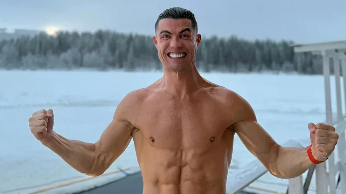 Ronaldo Celebrates Christmas In A Unique Way, Takes A Dip In Freezing Cold -2 Degree Water, See Video