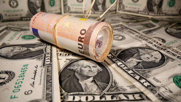 India's Foreign Exchange Reserves Experiences Decline For Eighth Consecutive Week