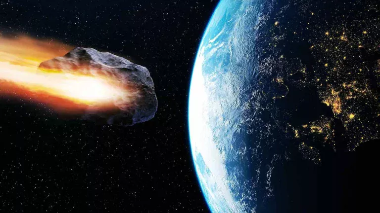 Christmas Eve Close Encounter: 120-Foot Asteroid To Fly Past Earth