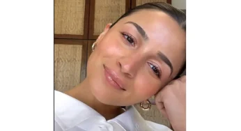 Alia Bhatt “Back To Grind” After Blissful Fam-Jam Vacation