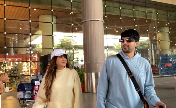 Armaan Malik, Aashna Shroff Receives Warm Welcome As Couple Make First Public Appearance Post Wedding