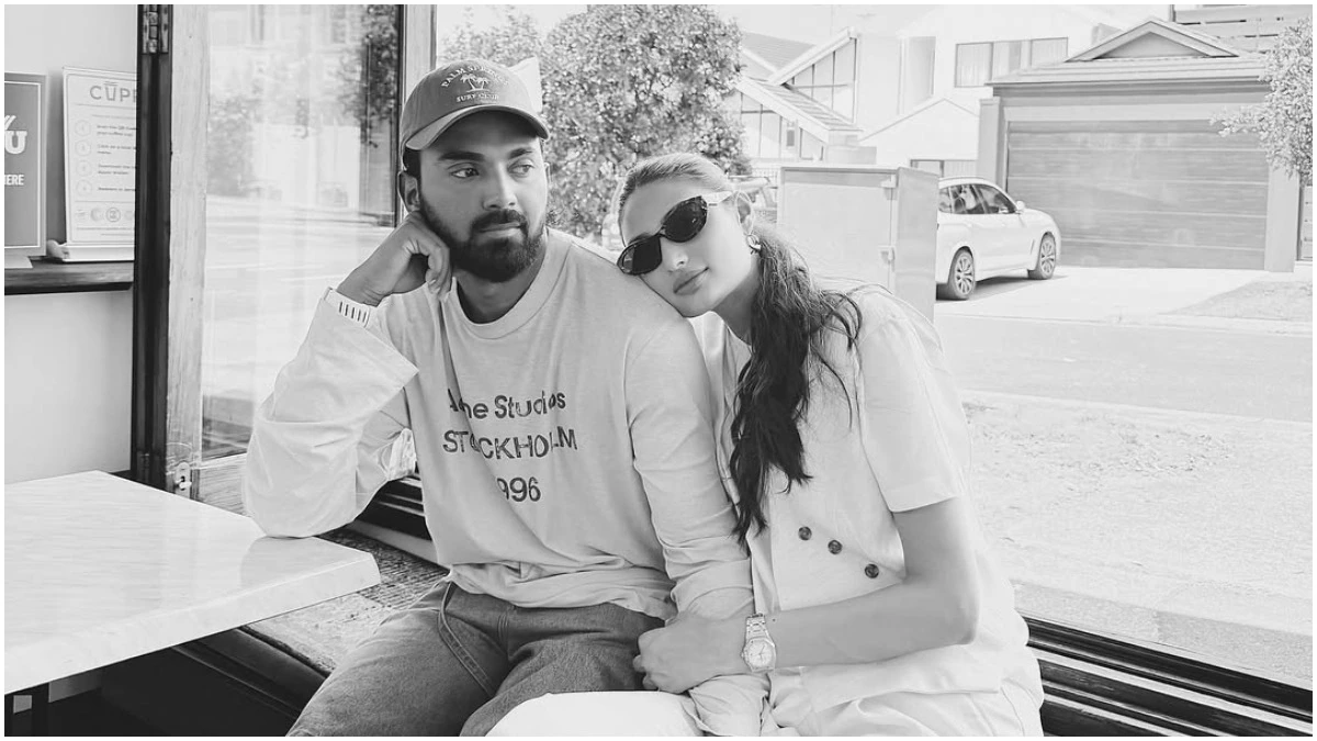 Athiya Shetty Shares An Adorable Moment With KL Rahul, Flaunts Her Baby Bump While Taking A Leisurely Stroll