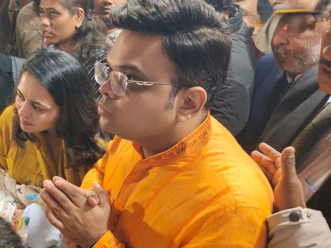 Jay Shah, With His Family Visits Maha Kumbh