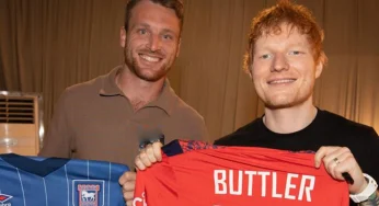 Jos Buttler Catches Up With Ed Sheeran At His Concert In Pune