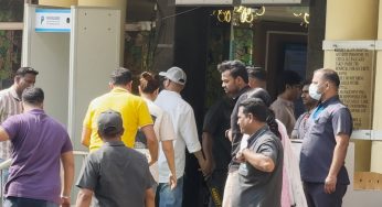 Kareena Kapoor, Sharmila Tagore Visit Lilavati Hospital To Meet Saif Ali Khan