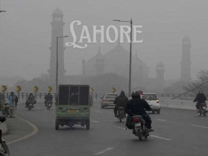 Lahore Tops Global Pollution Rankings, Karachi Also Among Most Polluted Cities