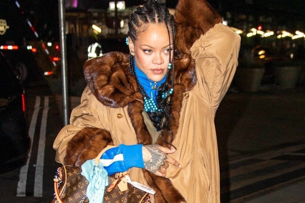 Rihanna’s Visit To A Recording Studio In NYC Set Off A Wave Of Excitement Among Her Fans