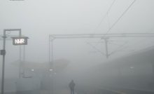 Dense Fog Disrupts Flights and Trains in Delhi, AQI Remains 'Very Poor'