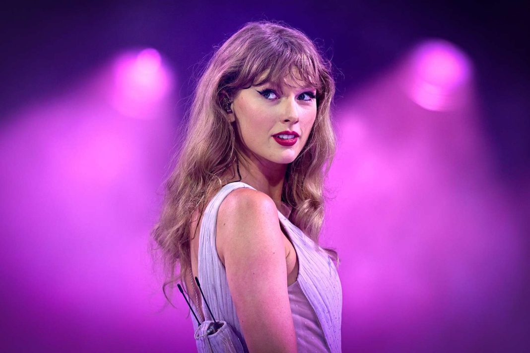 Taylor Swift Confirmed As Presenter At 67th Grammy Awards