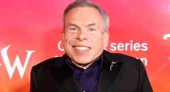 'Harry Potter' Star Warwick Davis Set To Be Honoured With Prestigious BAFTA's Fellowship Award