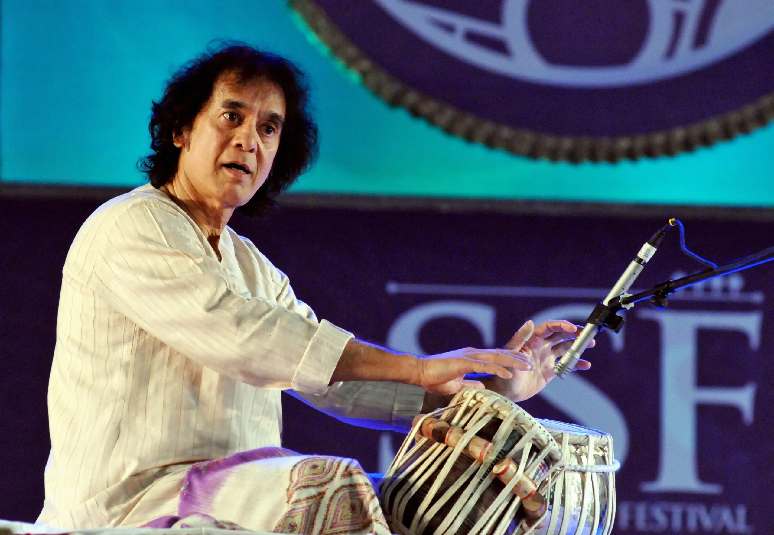 Akhand Path Held at Golden Temple In Memory Of Tabla Maestro Zakir Hussain