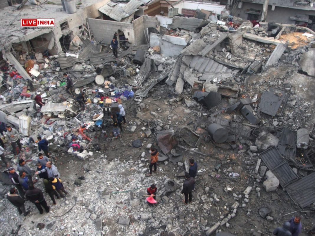 Israel Delays Ceasefire Vote Amid Claims of Hamas Backtracking, Fresh Air Strikes Reported