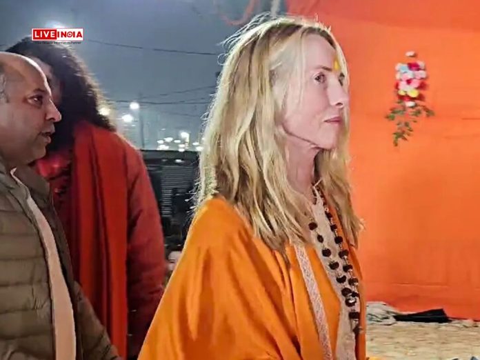 Steve Jobs Wife Falls Ill at Maha Kumbh: 