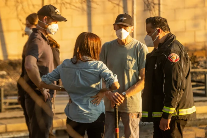 Meghan Markle, Prince Harry Meet LA Wildfires Victims