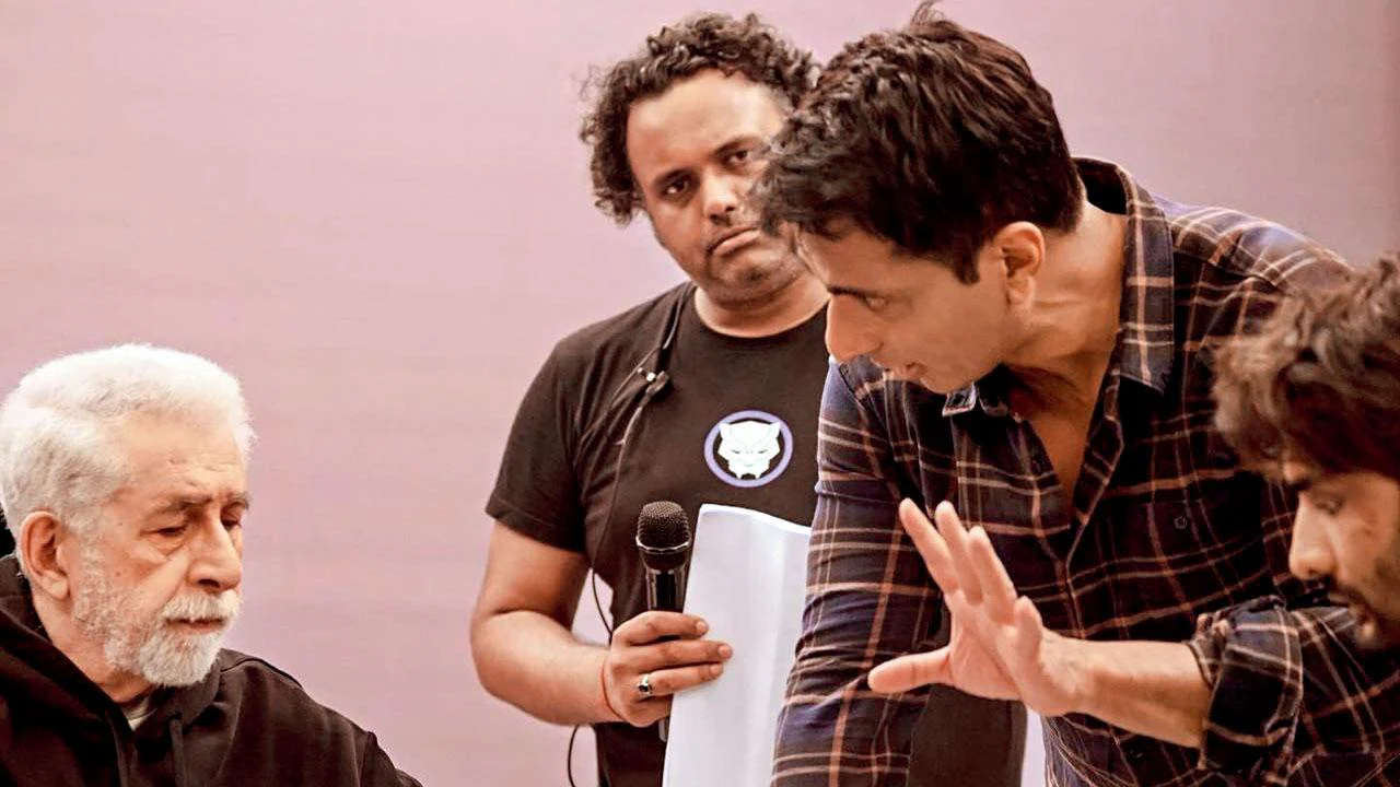Sonu Sood Lauds Naseeruddin Shah's Contribution And Talks Of "Right Efforts" In His Directorial Debut 'Fateh'