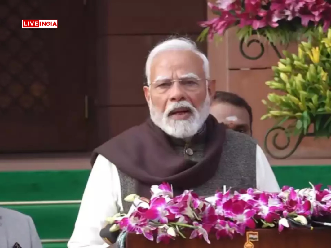 ‘No Videshi Chingari This Time’: PM Modi’s Jibe at Opposition as Budget Session 2025 Begins