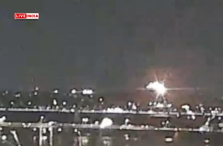 Passenger Jet and Helicopter Collide, Crash into Potomac River Near Washington DC-Shocking Video