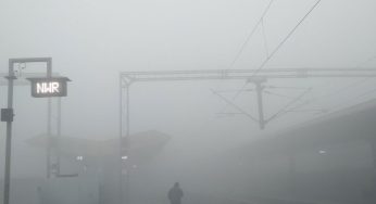 Dense Fog Disrupts Flights and Trains in Delhi, AQI Remains ‘Very Poor’