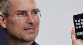 Steve Jobs’ Handwritten Letter on Kumbh Mela Fetches a Whopping ₹4.32 Crore at Auction