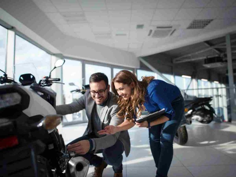 Cashless vs. Reimbursement Bike Insurance Claims: Which Is Better?
