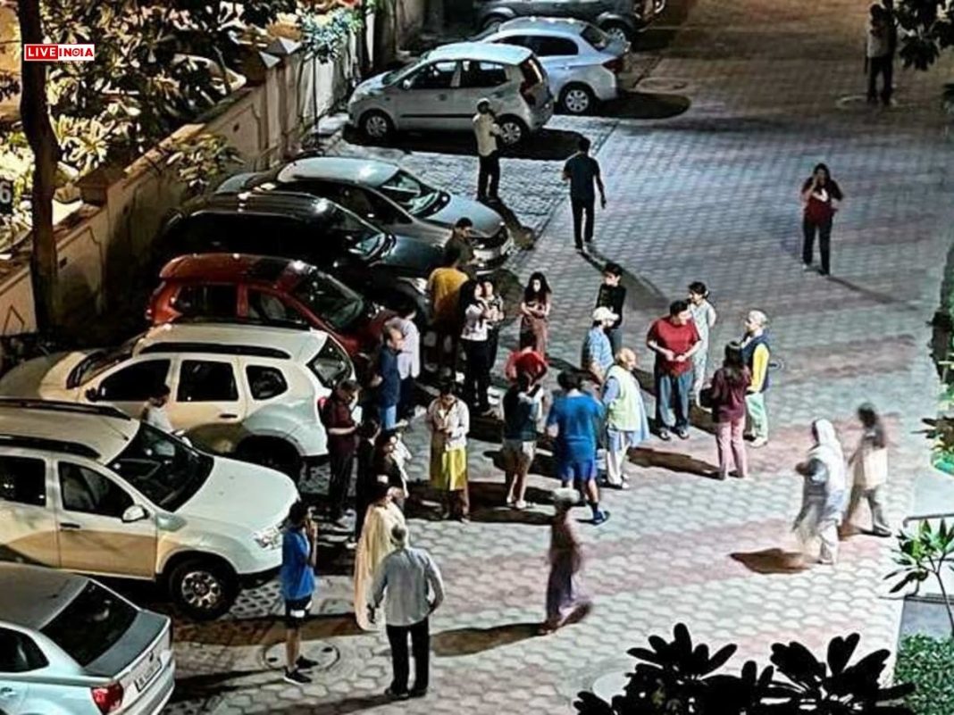 PM Modi Urges Calm as 4.0-Magnitude Earthquake Shakes Delhi, Tremors Felt Across NCR