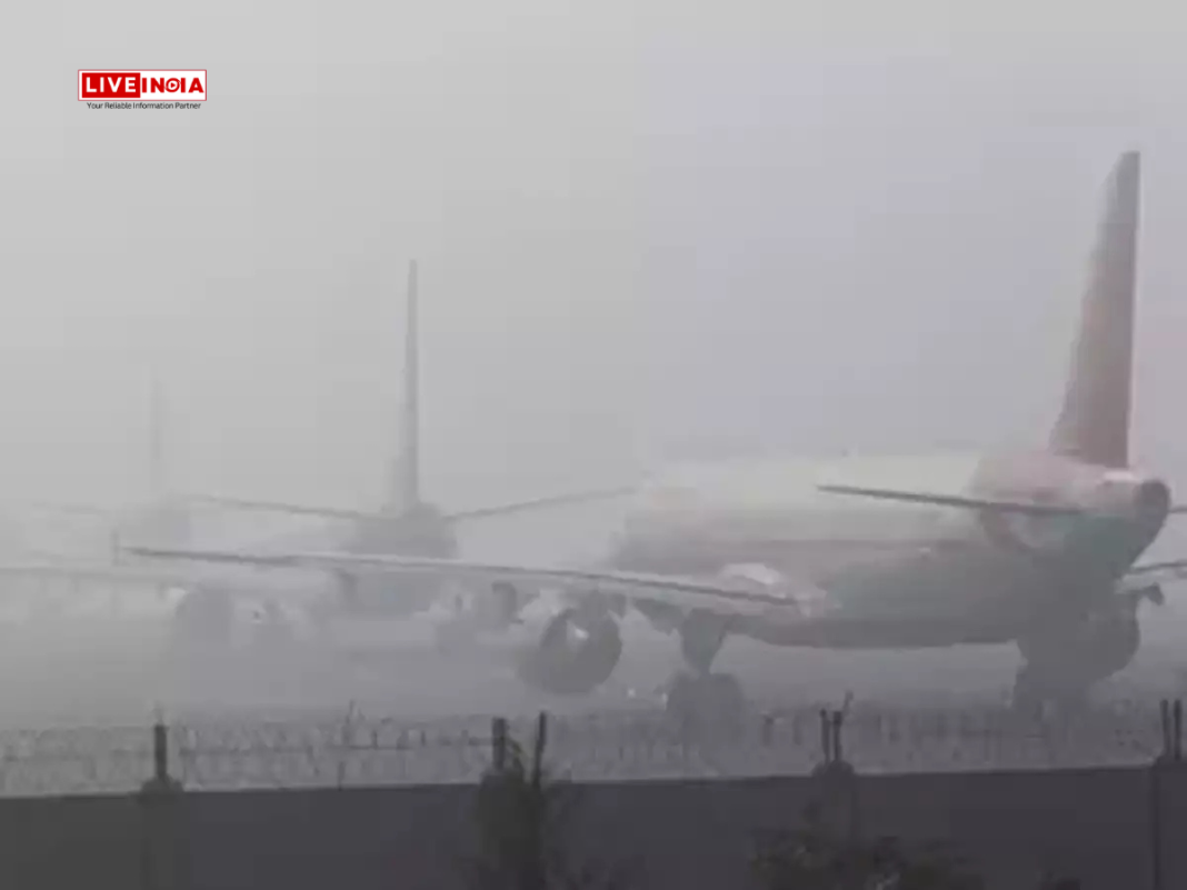 Dense Fog Disrupts Delhi-NCR: Flights Delayed Amid Warmer January Trends