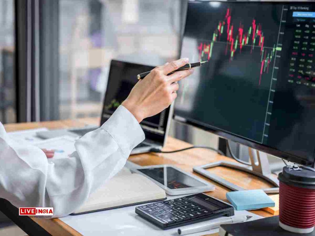 India’s Forex Reserves Drop by $2.54 Billion Amid RBI Intervention